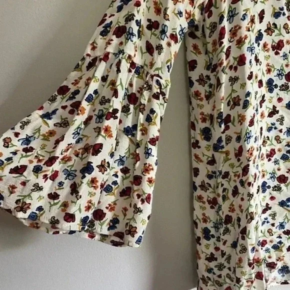 Zara Floral Top - Picture 6 of 11